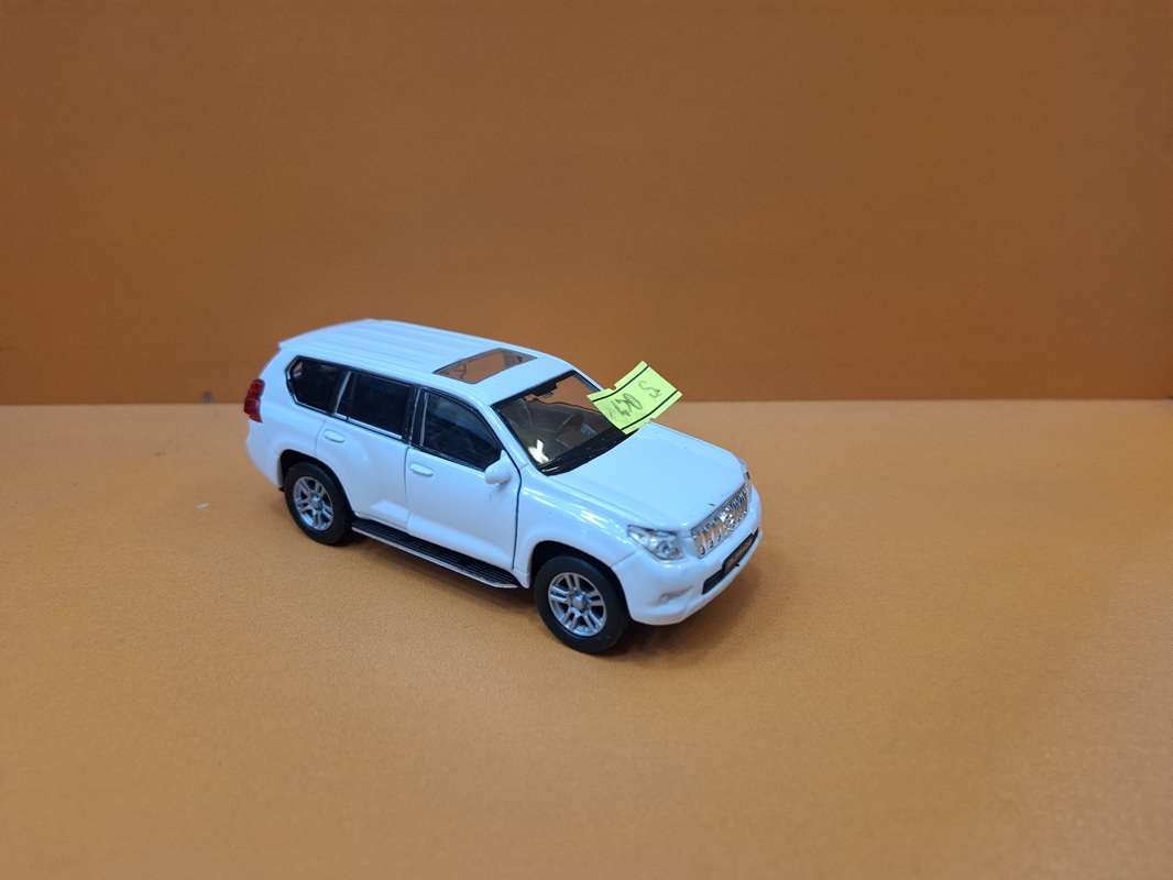 تویوتا پرادو - 43630 D - فلزی - 1:32 / Welly