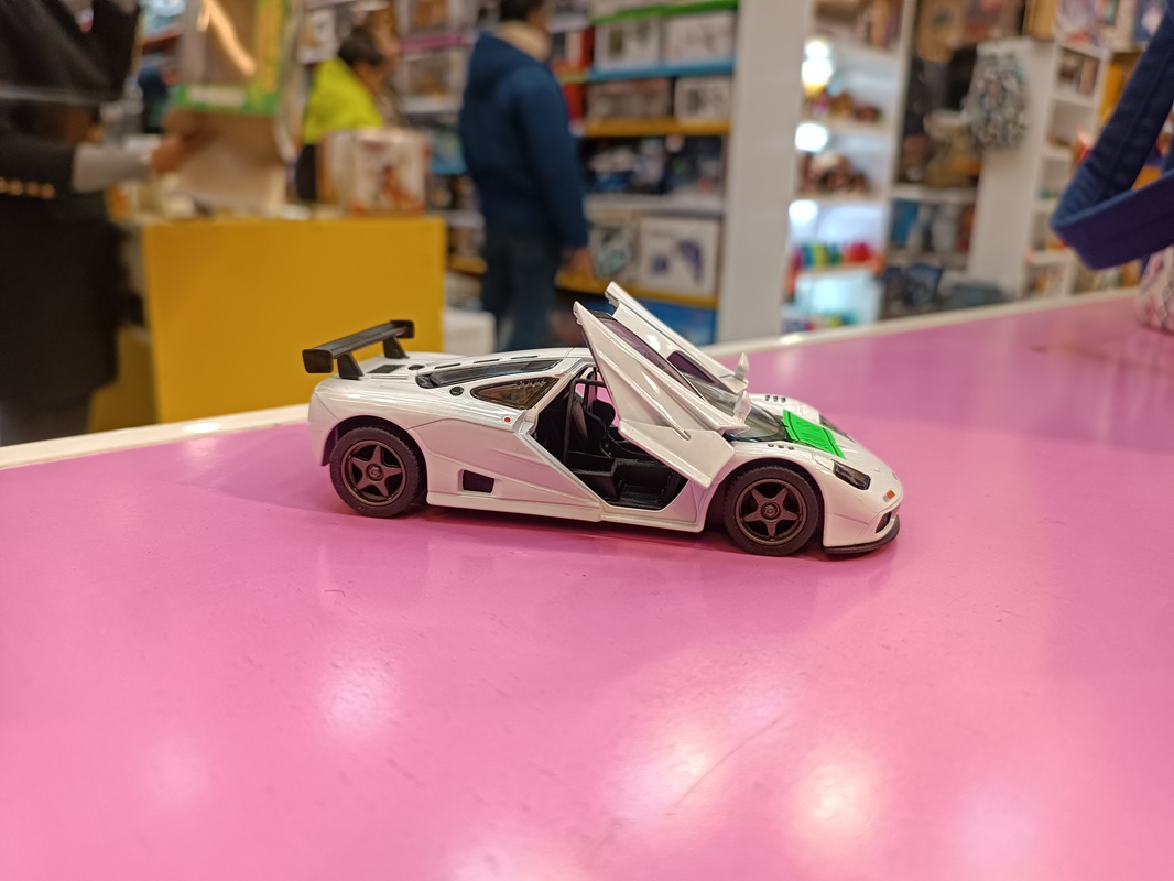 کادیلاک 1953 - D 5339 - فلزی 1:43 / Kinsmart