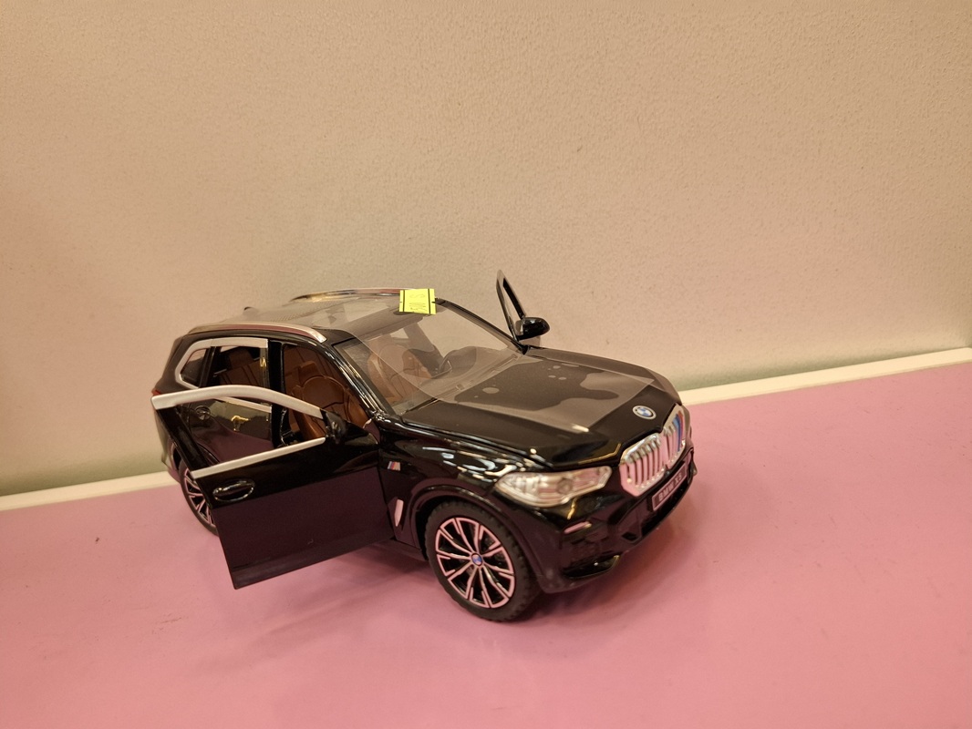 بی ام دبلیو - XA 2407 B - فلز - موزیکال / newao